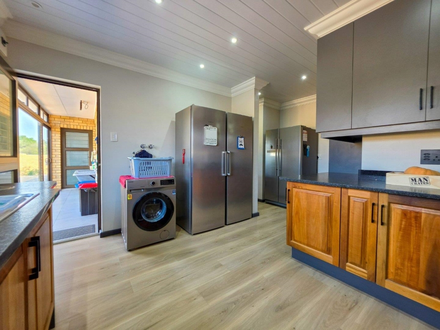 3 Bedroom Property for Sale in Stilbaai Wes Western Cape